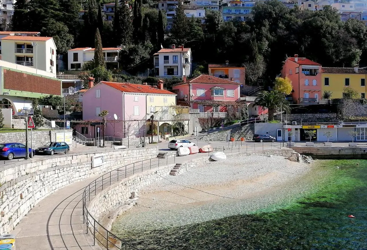 Apartment Suzie Q - Intermezzo With Sea View Rabac Croatia