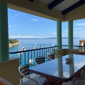 Appartamento Villamar Beachfront With Free Private Parking, Rabac